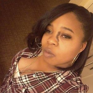 Meet your Posher, April